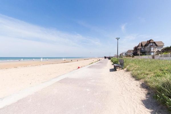 Le Canada (Ouistreham)